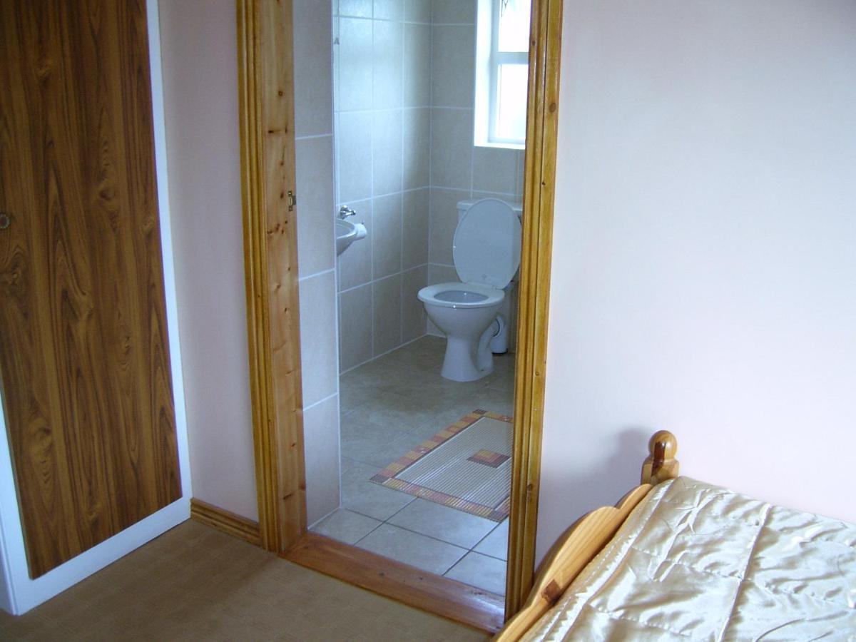 Danubio Guest Accommodation Doonbeg Buitenkant foto