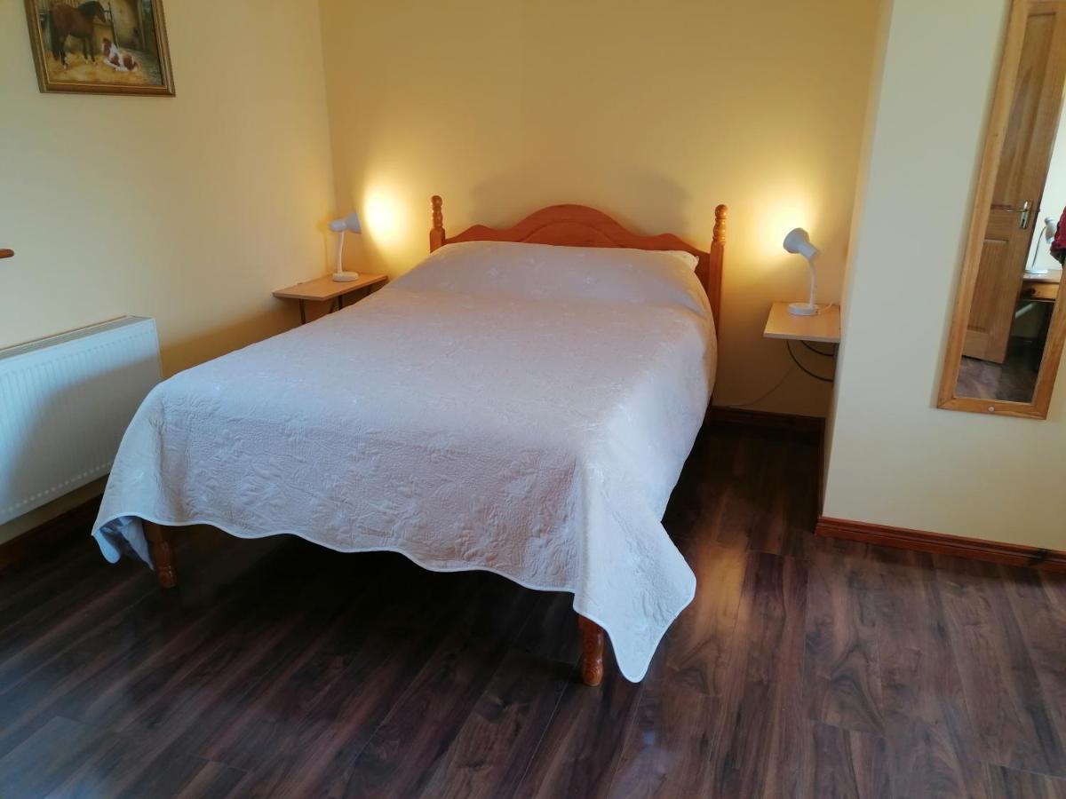 Danubio Guest Accommodation Doonbeg Buitenkant foto