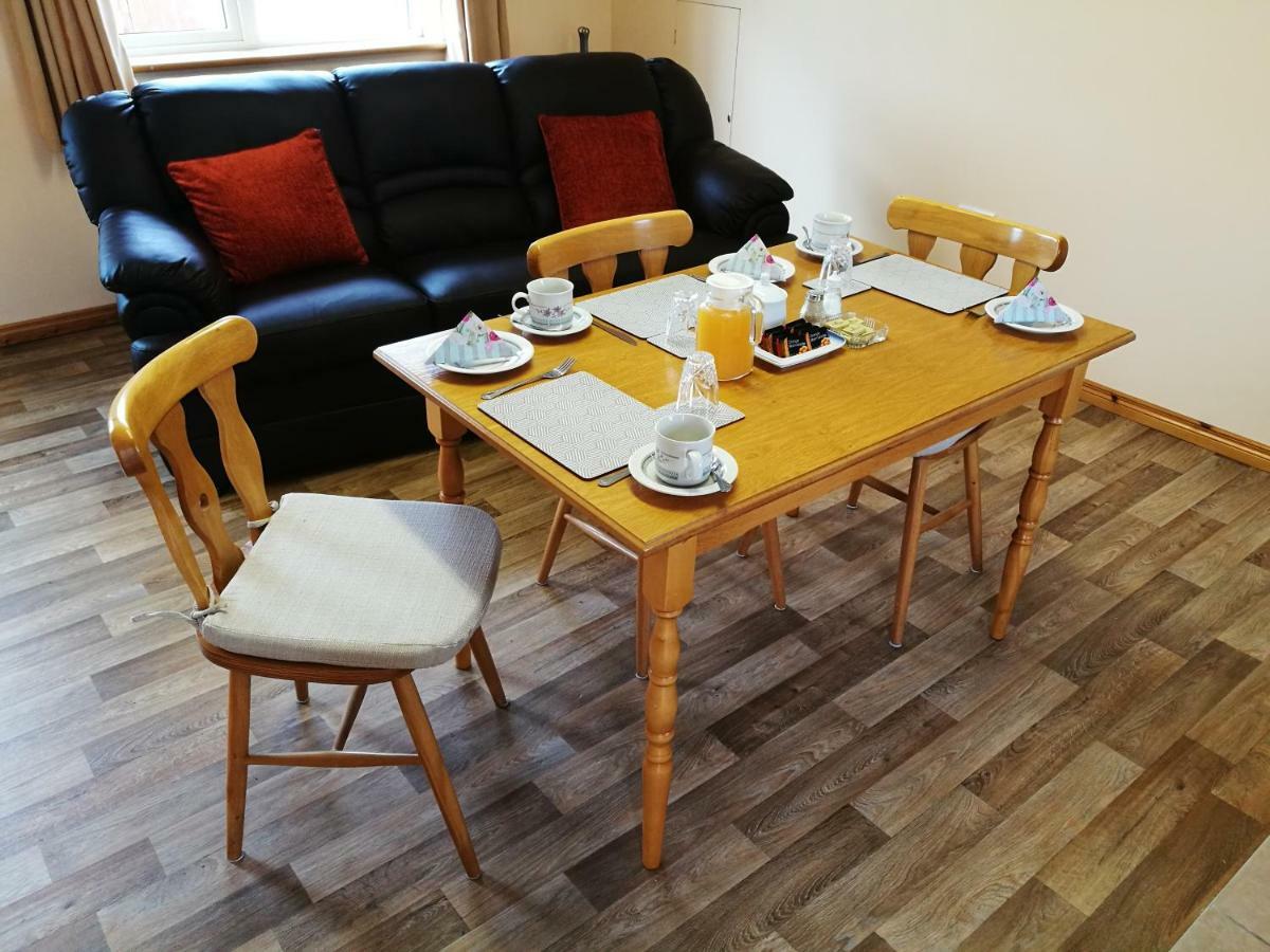 Danubio Guest Accommodation Doonbeg Buitenkant foto