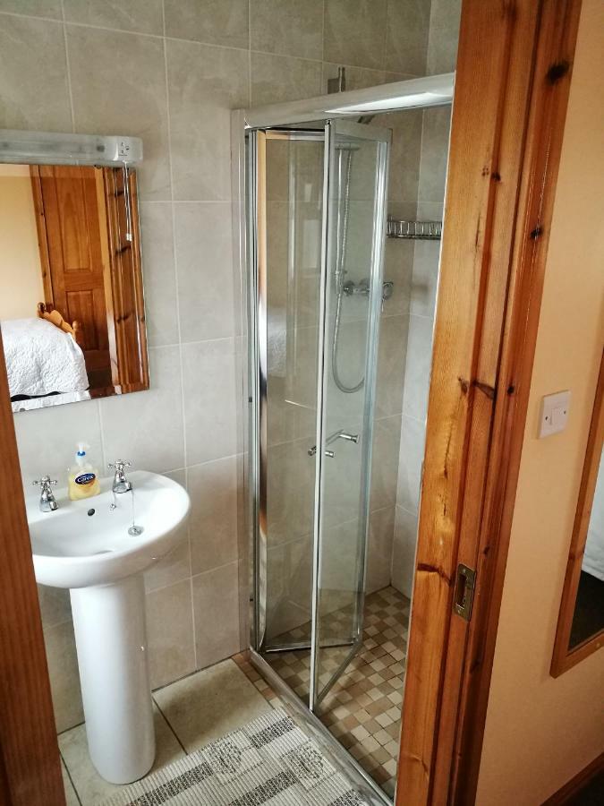 Danubio Guest Accommodation Doonbeg Buitenkant foto