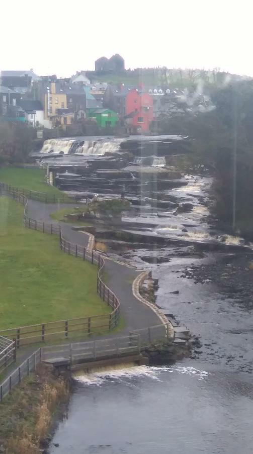 Danubio Guest Accommodation Doonbeg Buitenkant foto